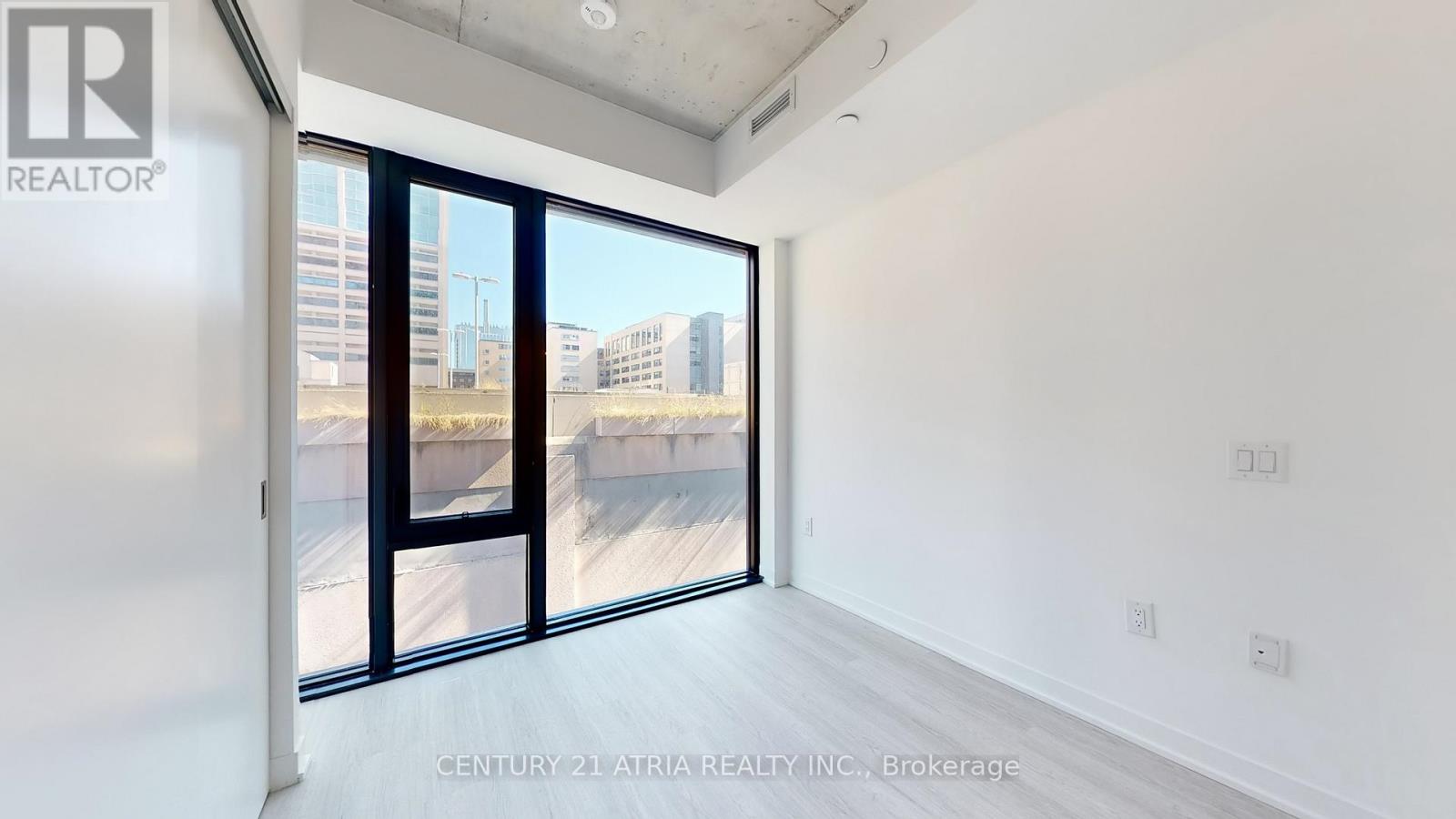 513 - 195 Mccaul Street, Toronto, Ontario  M5T 1W6 - Photo 14 - C12923558