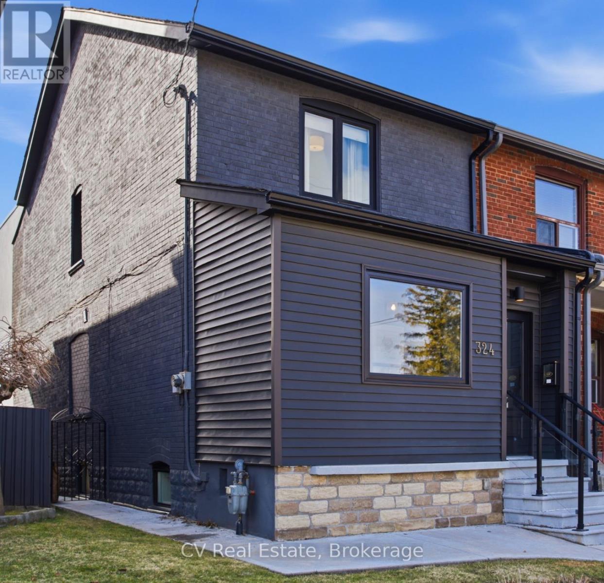 324 WINONA DRIVE, Toronto, Ontario