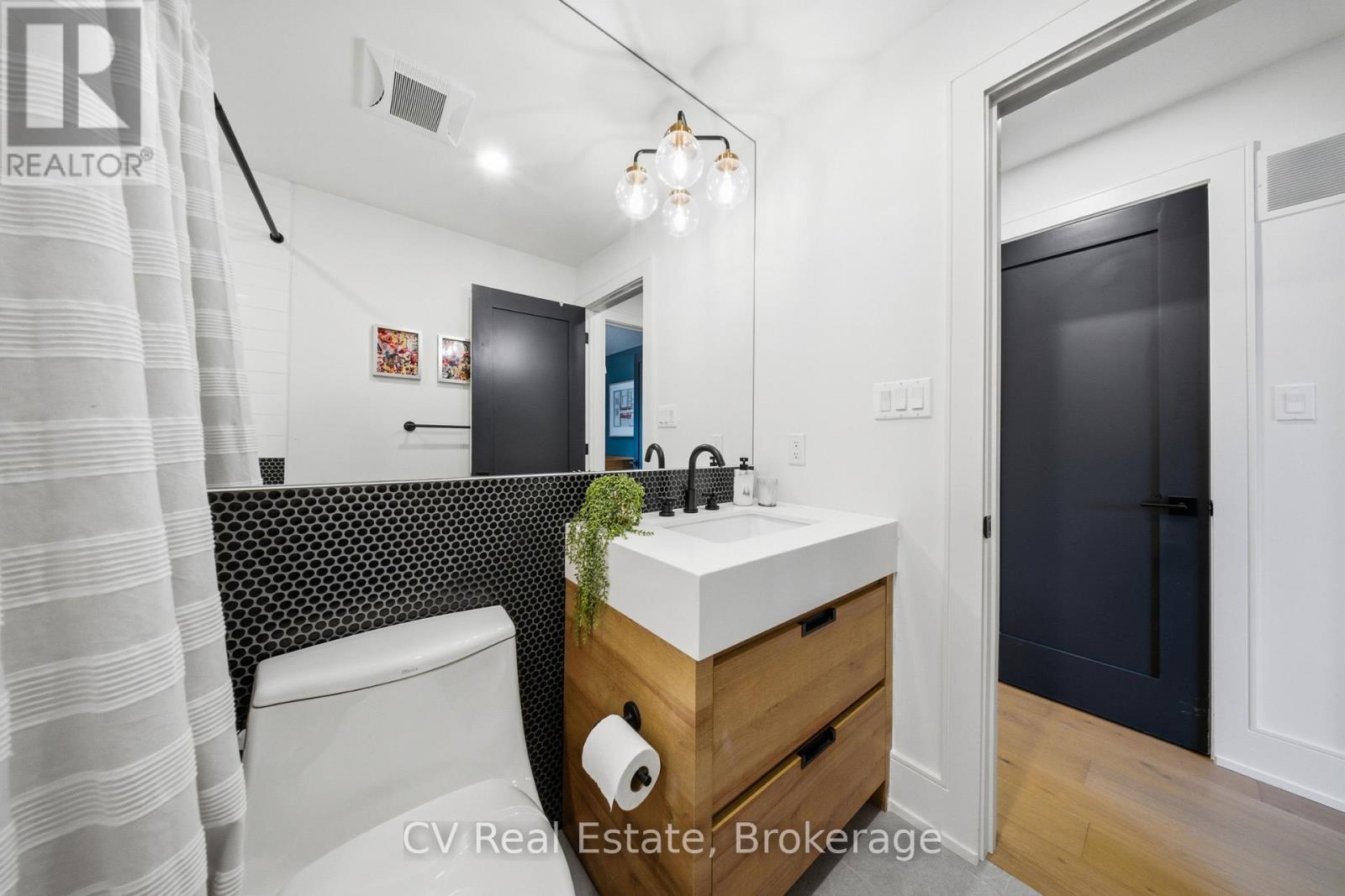 324 Winona Drive, Toronto, Ontario  M6C 3T1 - Photo 27 - C12923724