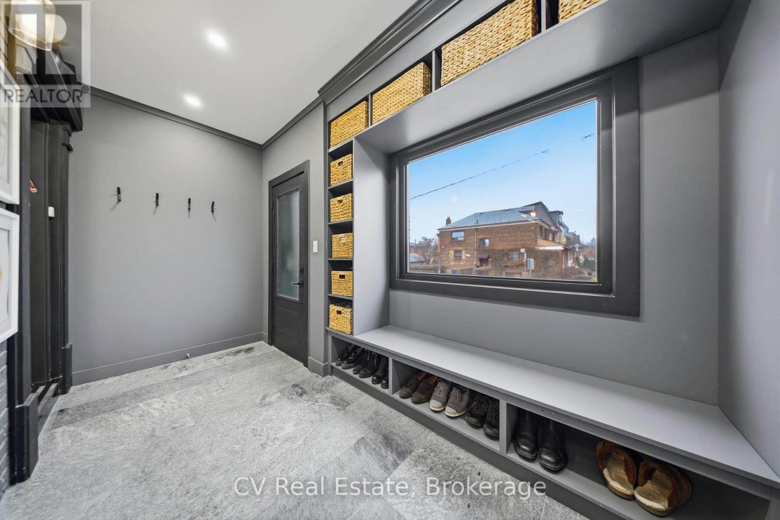 324 Winona Drive, Toronto, Ontario  M6C 3T1 - Photo 3 - C12923724