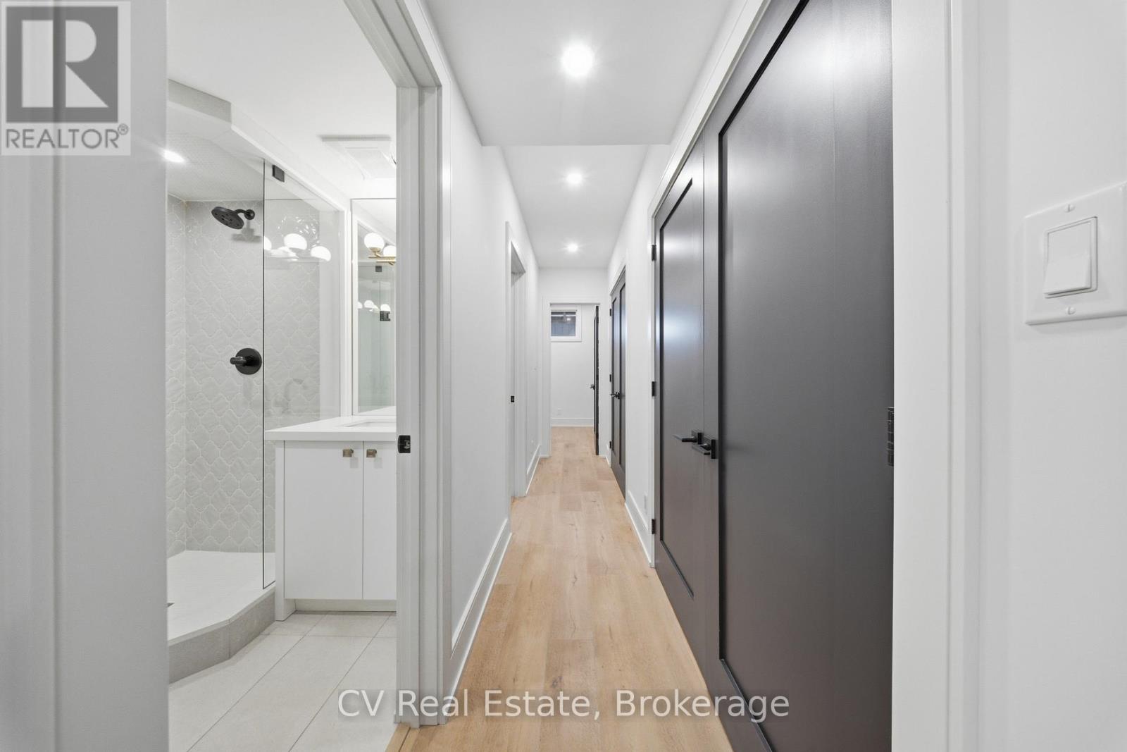 324 Winona Drive, Toronto, Ontario  M6C 3T1 - Photo 31 - C12923724