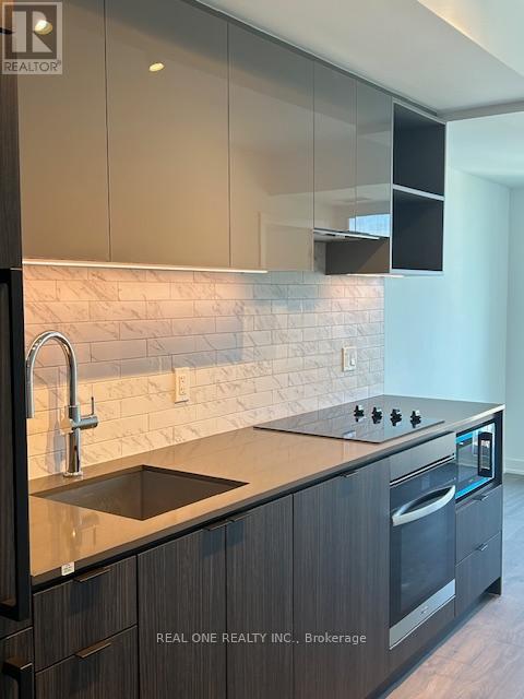 3205 - 252 Church Street, Toronto (Church-Yonge Corridor), Ontario  M5B 1Z2 - Photo 9 - C12923736