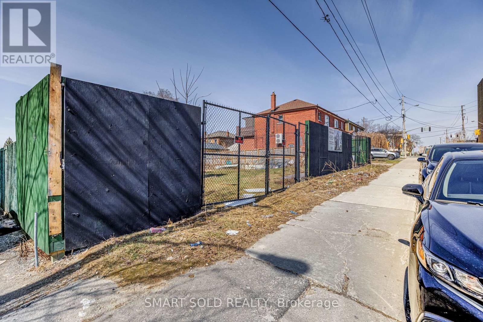 464-468 Winona Drive, Toronto (Oakwood Village), Ontario  M6C 3T7 - Photo 4 - C12923744