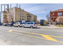 464-468 WINONA DRIVE, Toronto, Ontario