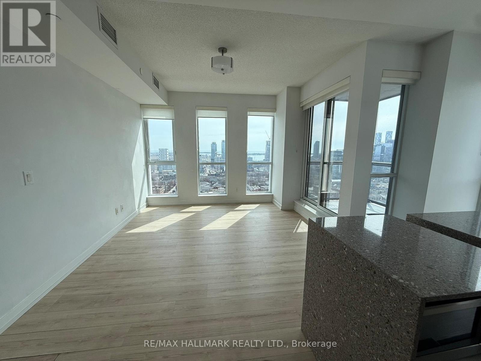 2605 - 55 Regent Park Boulevard, Toronto (Regent Park), Ontario  M5A 0C2 - Photo 8 - C12923792