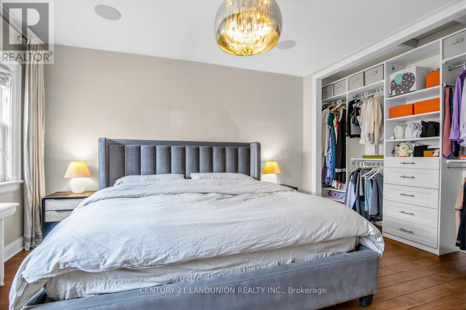 17 Otter Crescent, Toronto, Ontario  M5N 2W3 - Photo 11 - C12923800