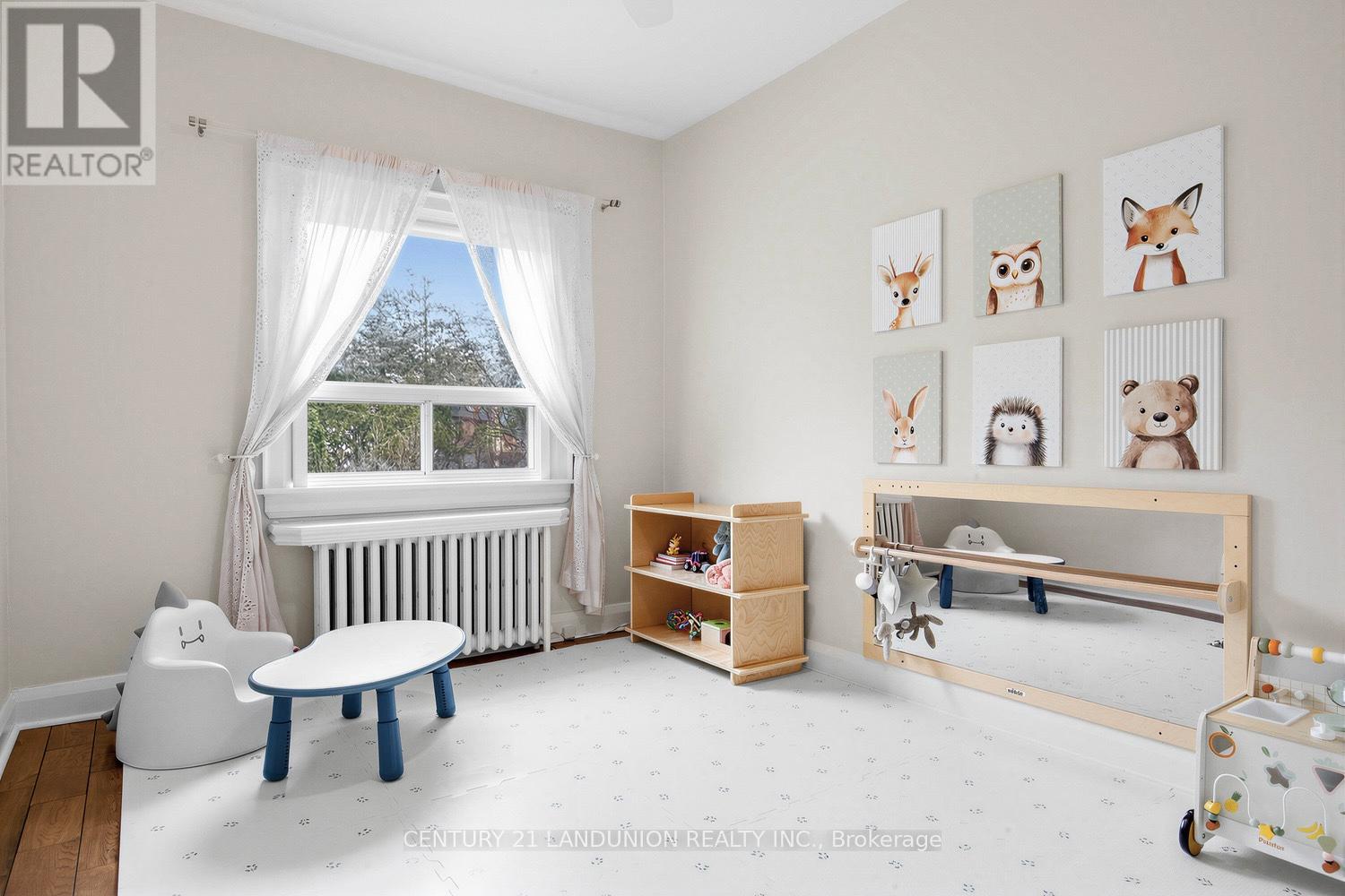 17 Otter Crescent, Toronto, Ontario  M5N 2W3 - Photo 14 - C12923800