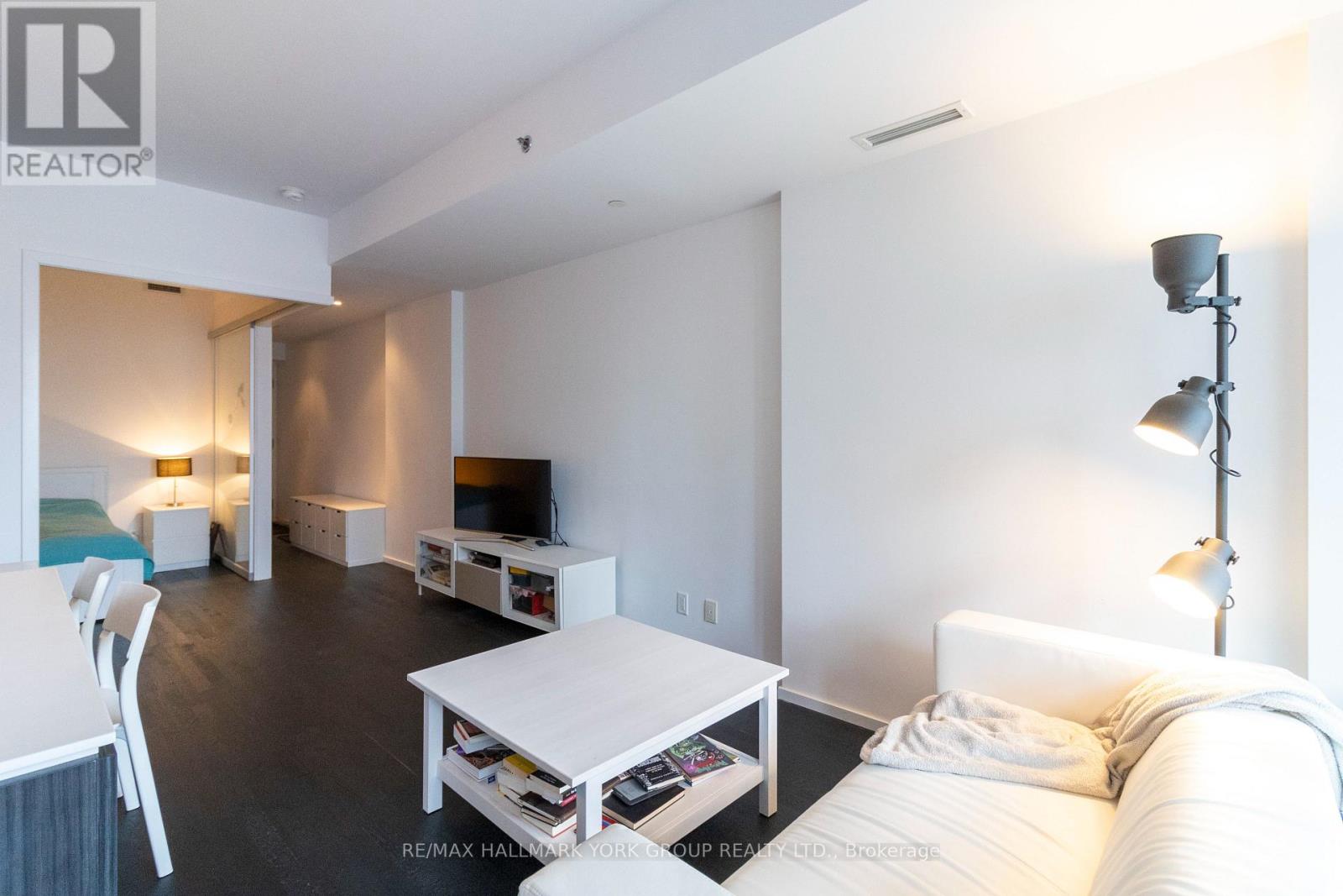 904 - 5 St Joseph Street, Toronto, Ontario  M4Y 0B6 - Photo 7 - C12923804