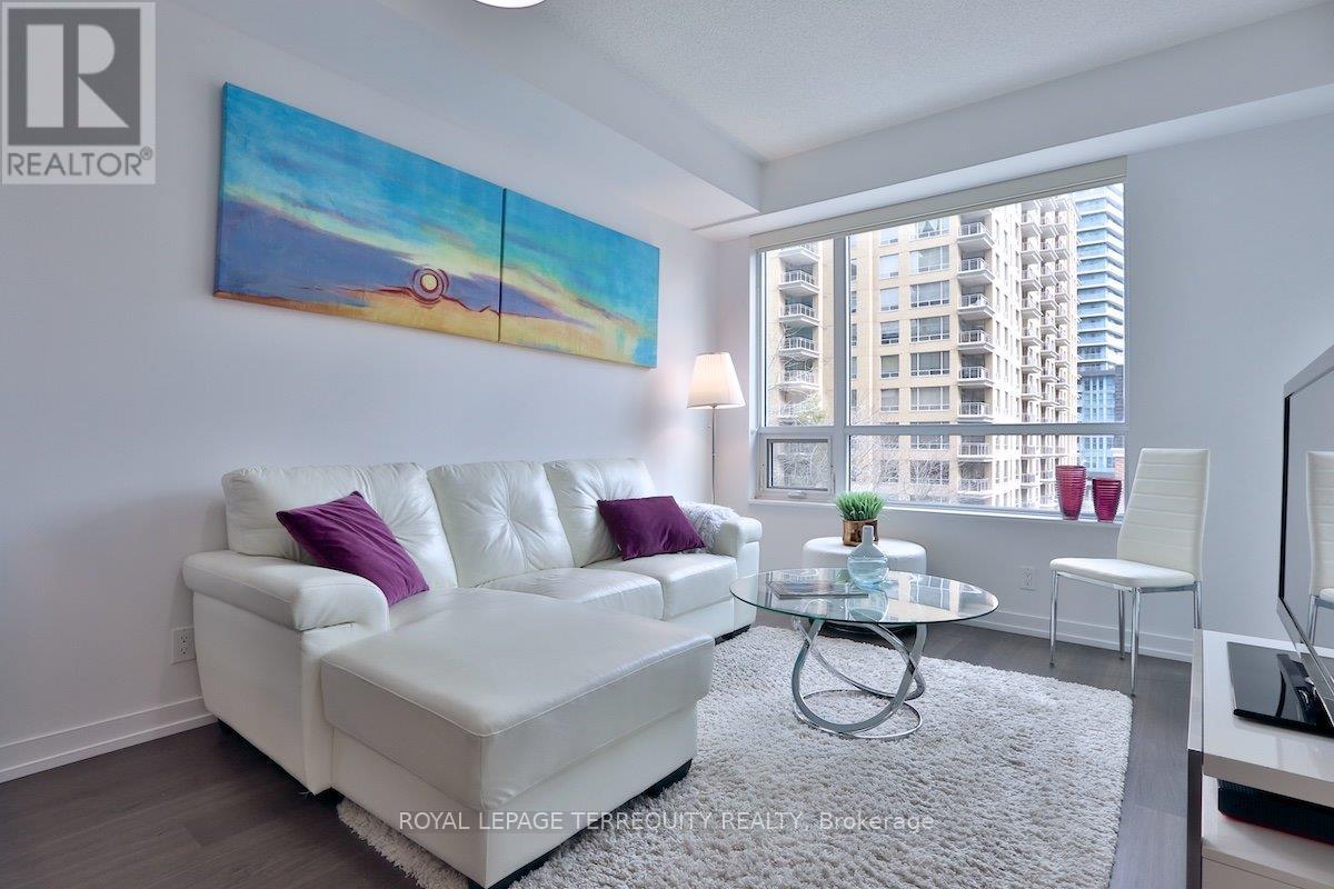 210 - 98 Lillian Street, Toronto, Ontario  M4S 0A5 - Photo 5 - C12923824