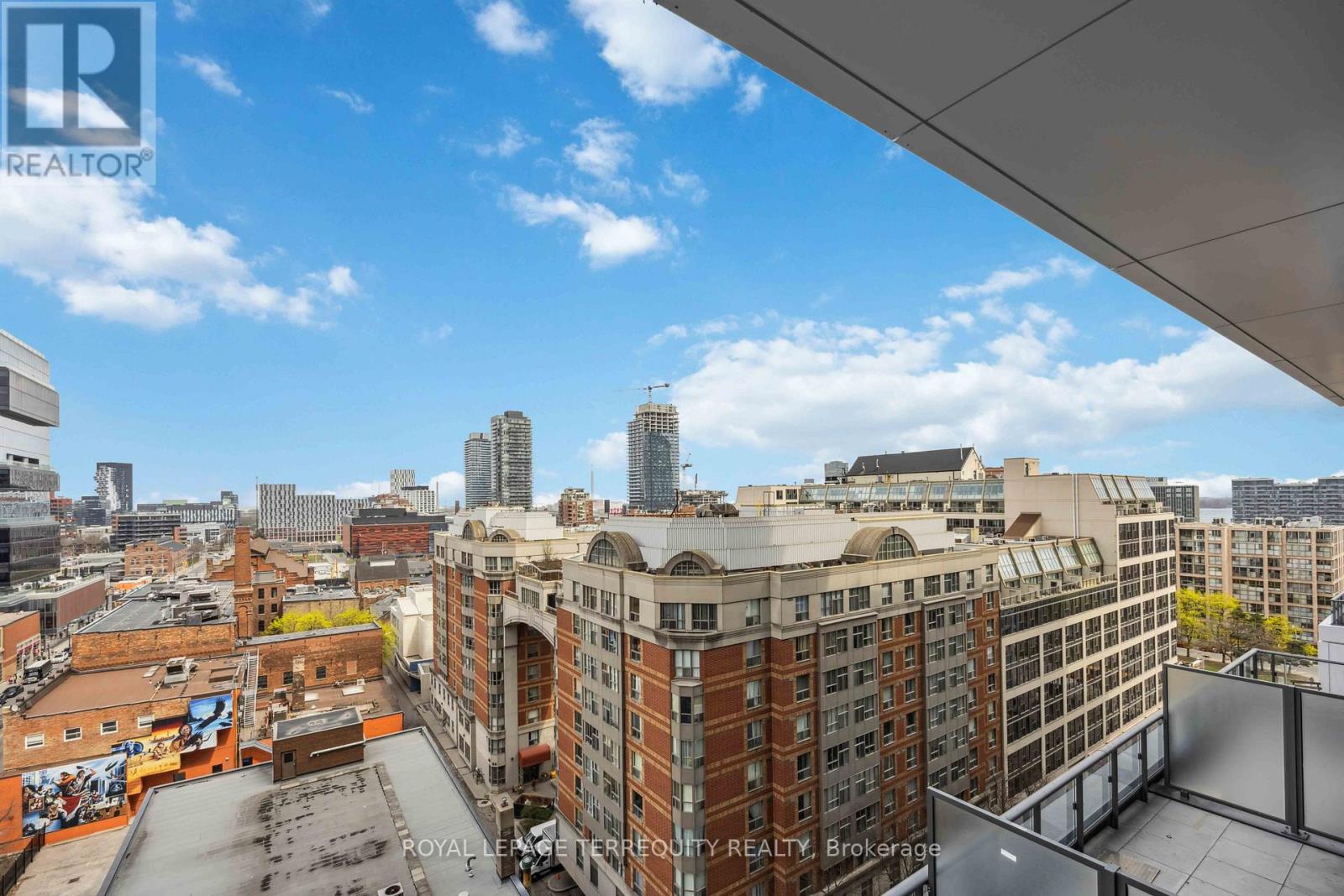 1004 - 70 Princess Street, Toronto, Ontario  M5A 0X6 - Photo 21 - C12923834