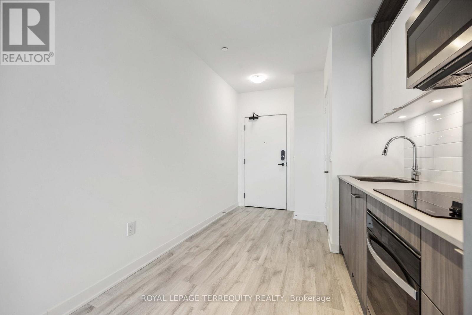 1004 - 70 Princess Street, Toronto, Ontario  M5A 0X6 - Photo 6 - C12923834