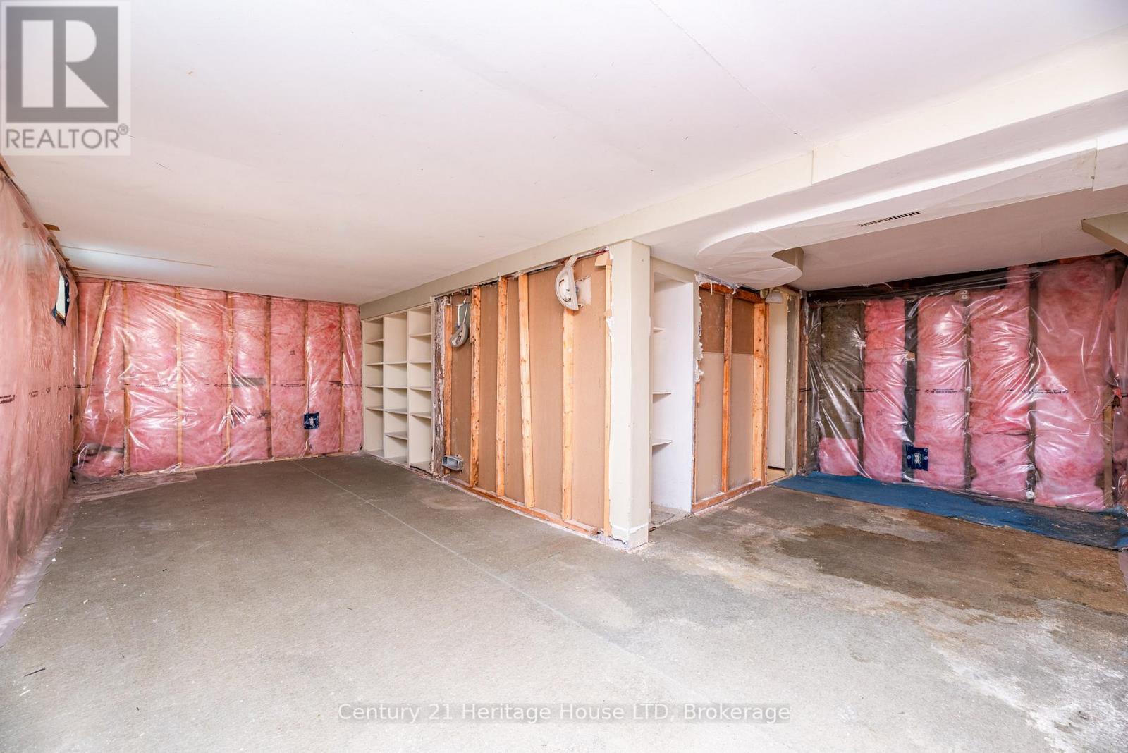 57 Leeper Street, St. Catharines, Ontario  L2S 2N1 - Photo 18 - X12923594