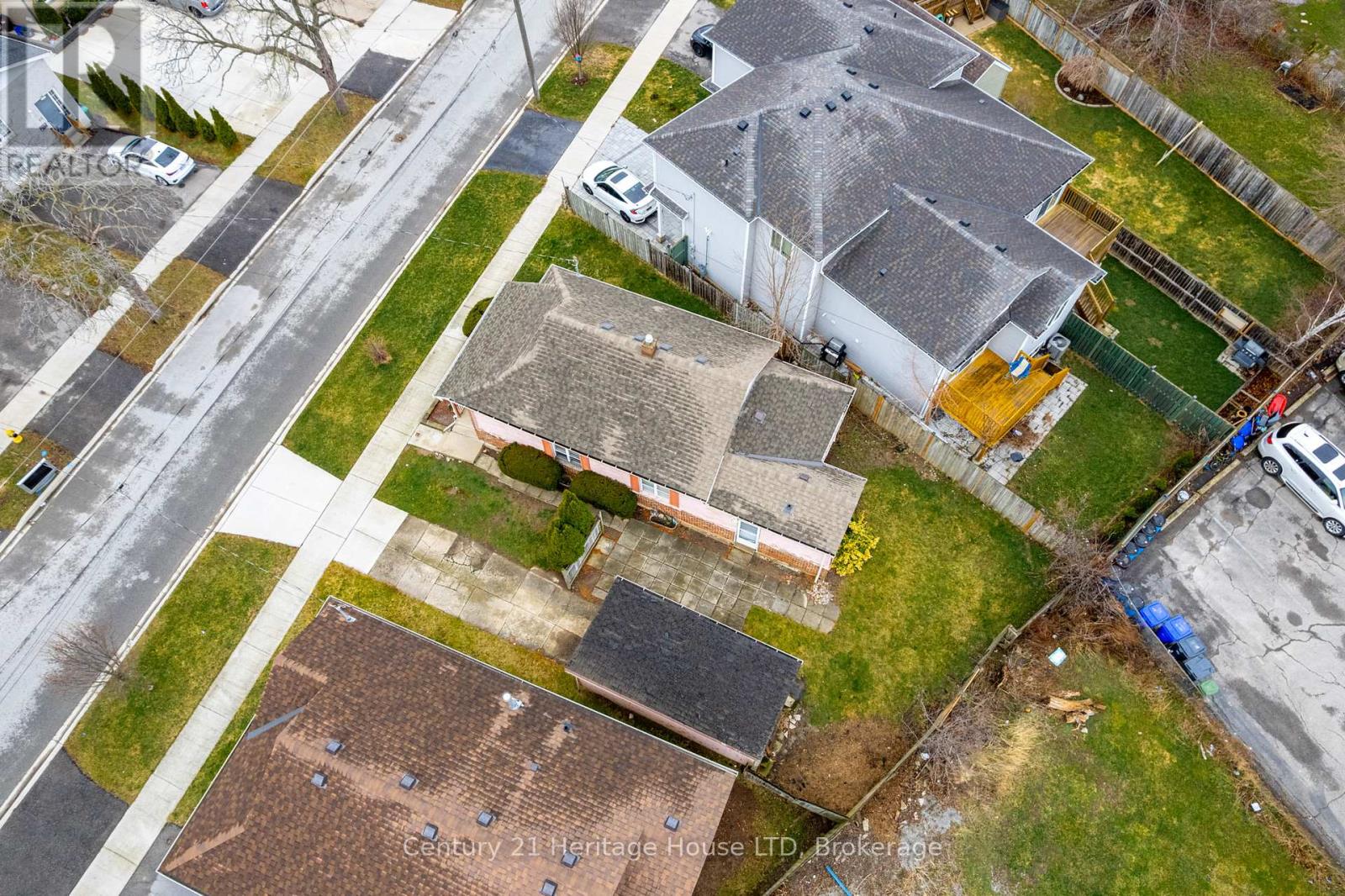 57 Leeper Street, St. Catharines, Ontario  L2S 2N1 - Photo 27 - X12923594