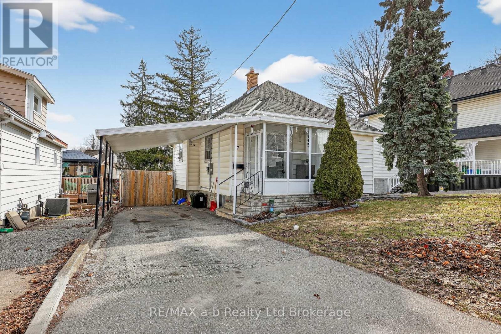 27 Fyfe Avenue, Woodstock, Ontario  N4S 3S5 - Photo 27 - X12923762