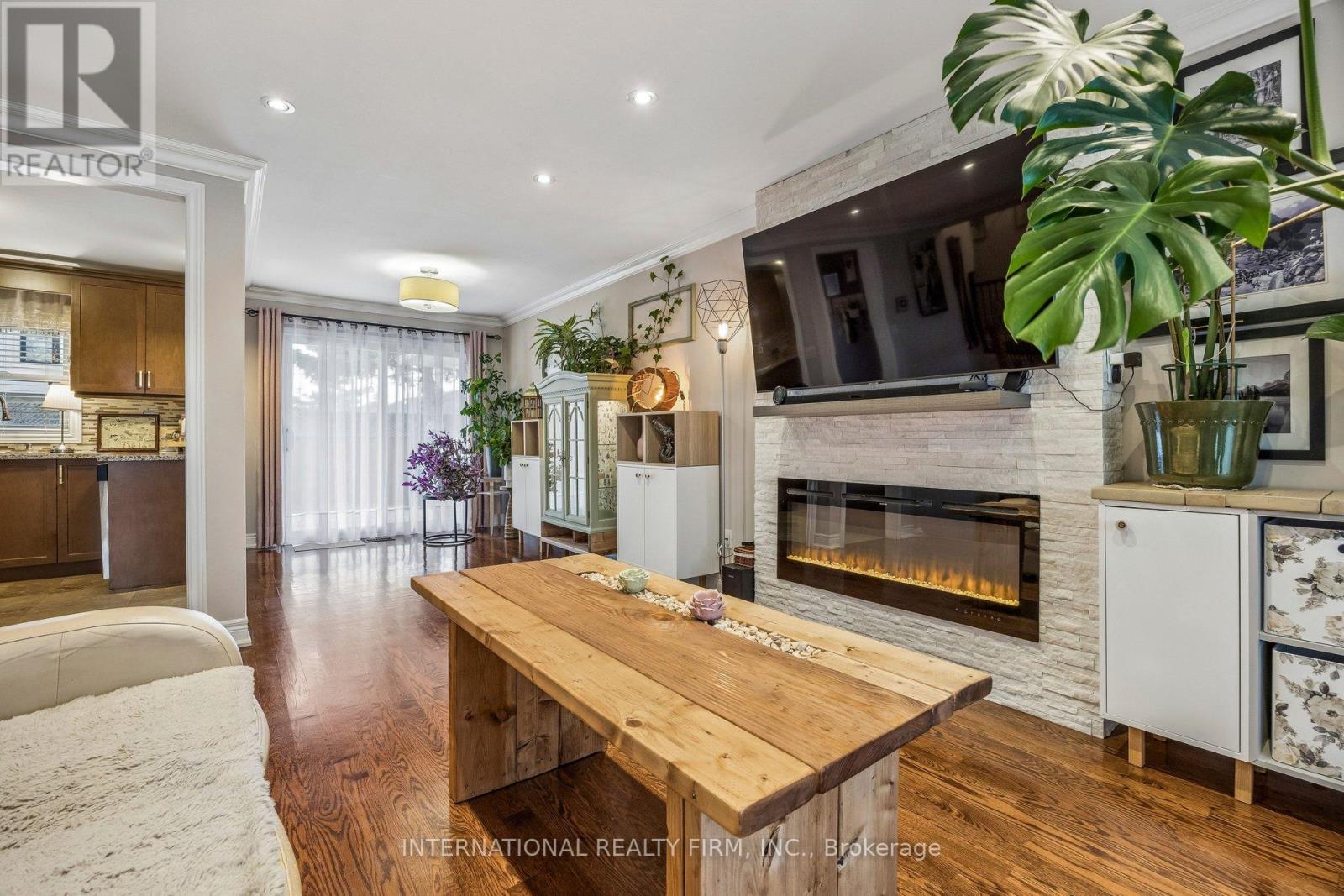 48 Holford Crescent, Toronto, Ontario  M1T 1M2 - Photo 11 - E12923584