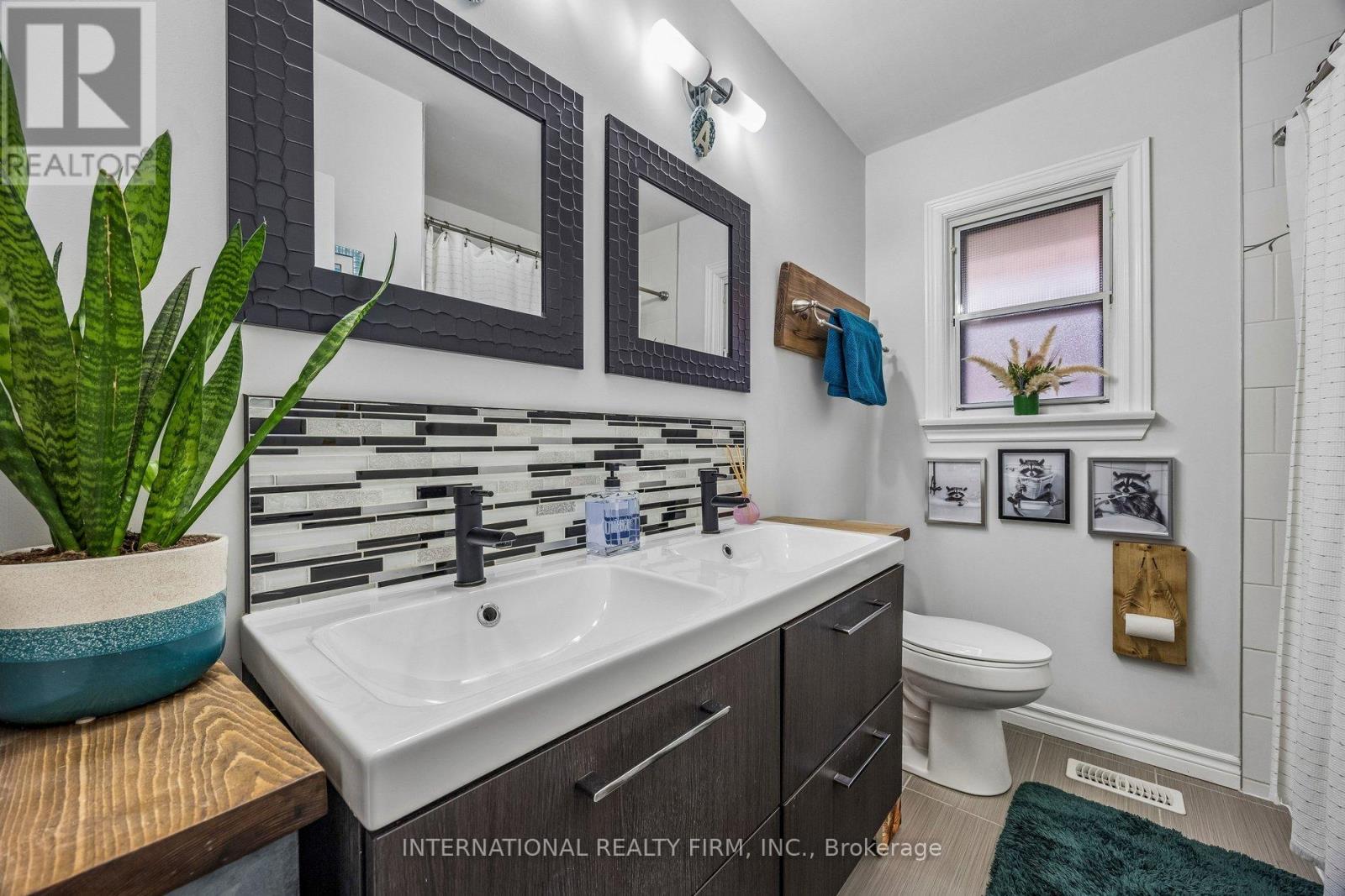 48 Holford Crescent, Toronto, Ontario  M1T 1M2 - Photo 25 - E12923584