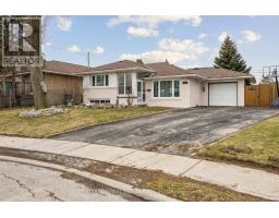 48 HOLFORD CRESCENT, Toronto, Ontario