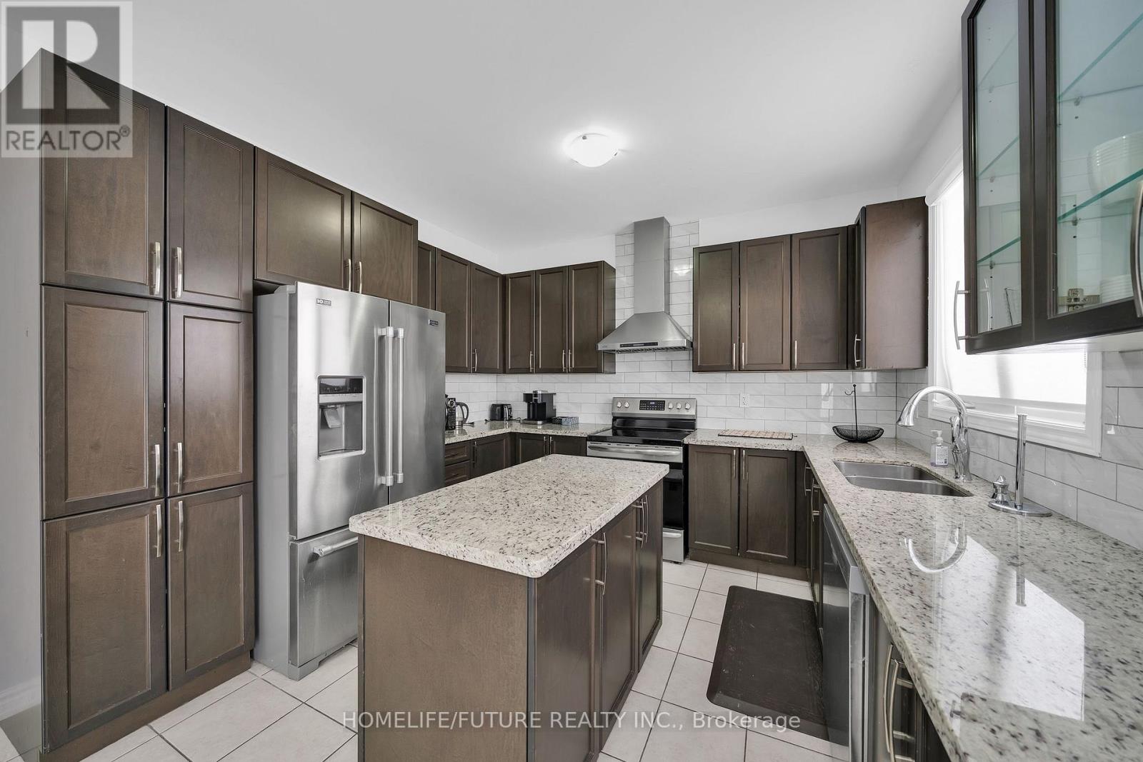 44 Gillett Drive, Ajax, Ontario  L1Z 0N7 - Photo 13 - E12923630