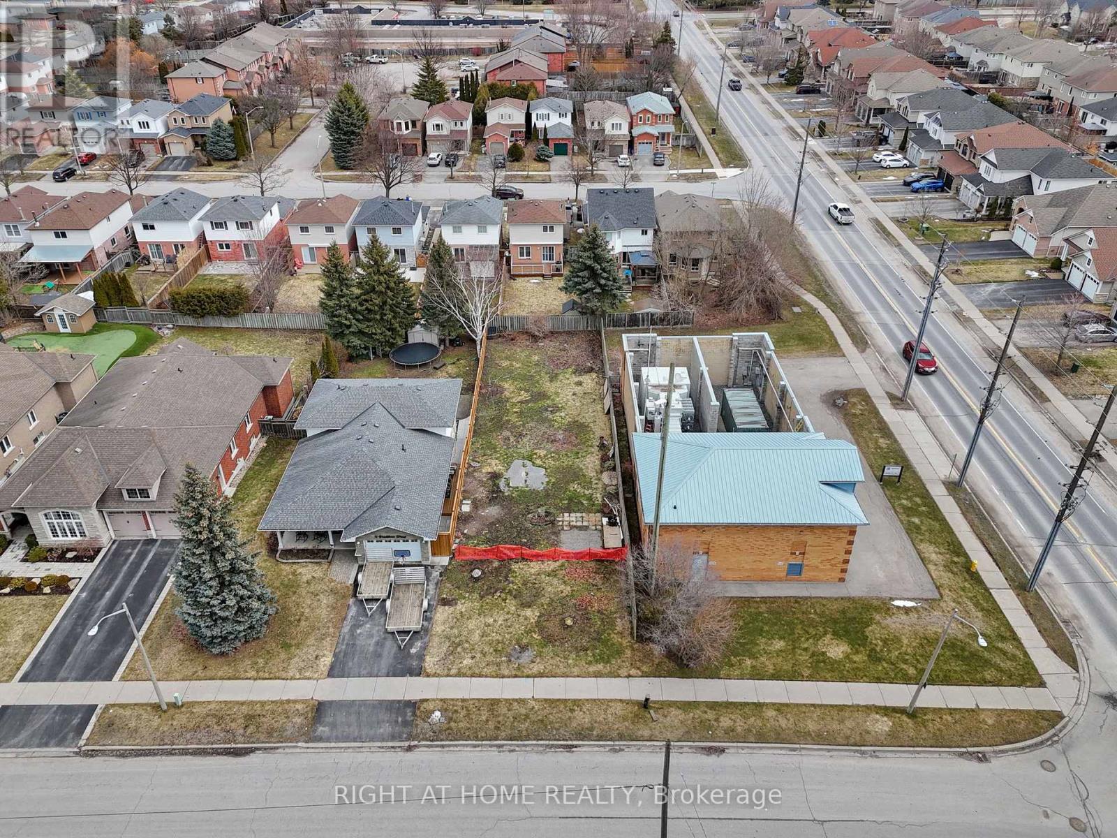 7 Bradshaw Street, Clarington, Ontario  L1C 2H4 - Photo 9 - E12923690