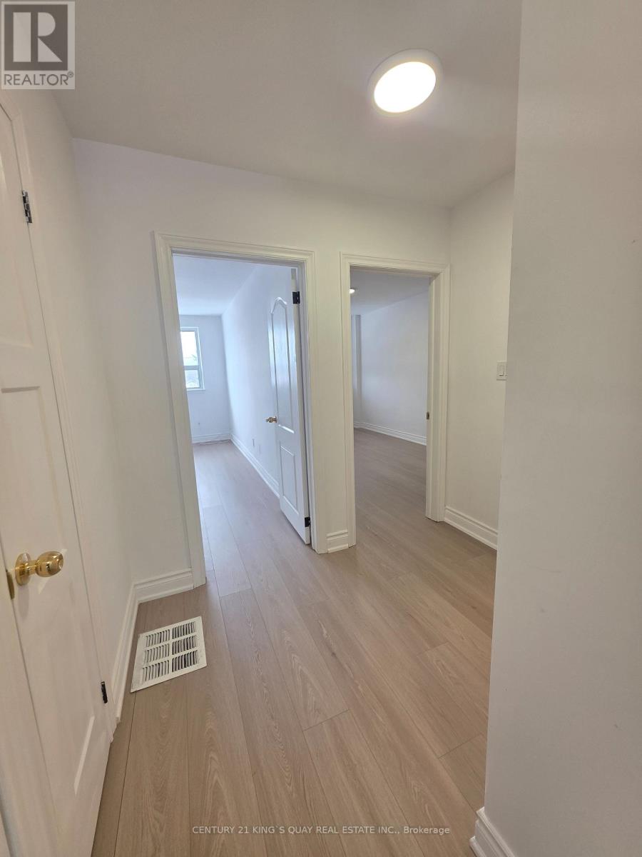 1346 Kennedy Road, Toronto, Ontario  M1P 2L7 - Photo 3 - E12923842