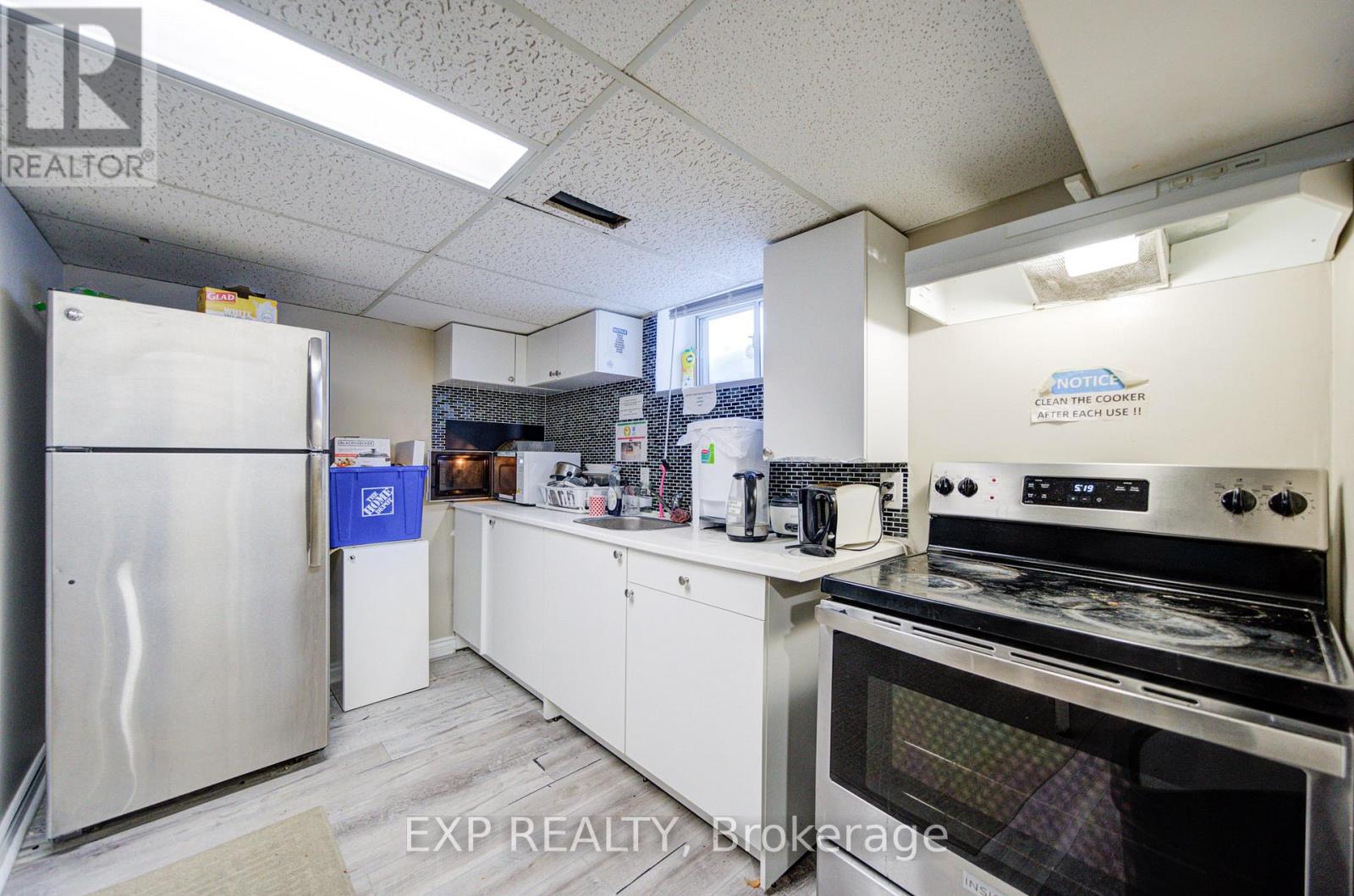 10 Pastrano Court, Toronto (Cliffcrest), Ontario  M1M 1X1 - Photo 46 - E12923860