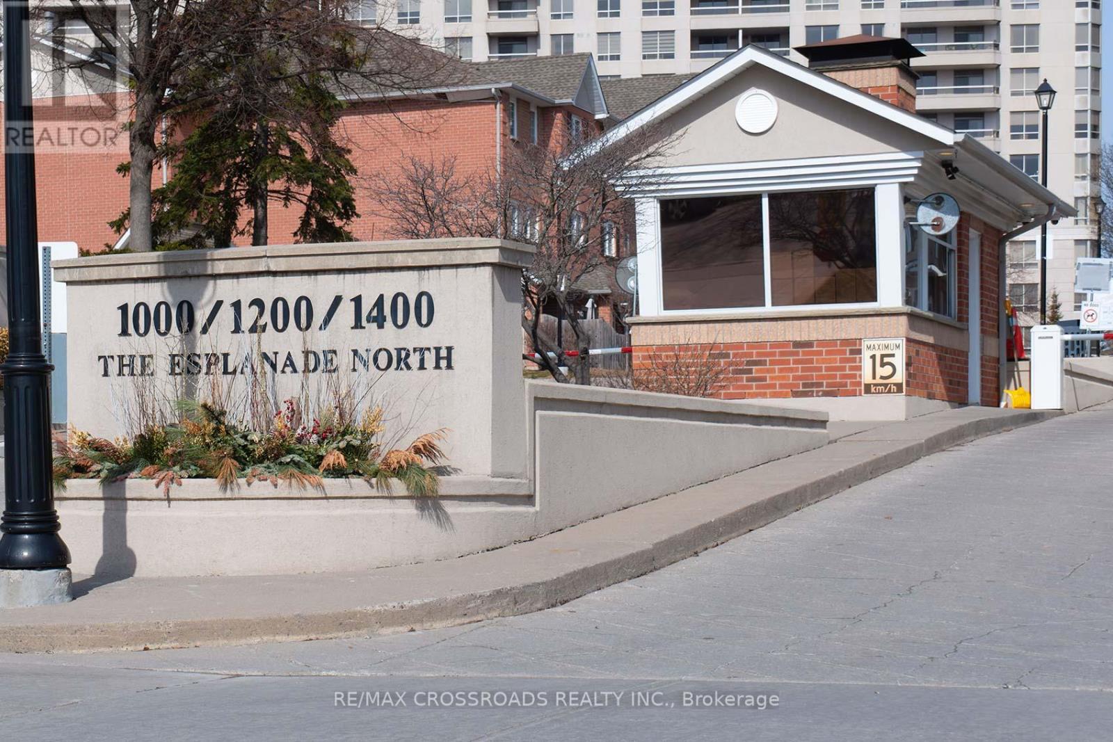 1007 - 1000 The Esplanade N, Pickering, Ontario  L1V 6V4 - Photo 4 - E12913802