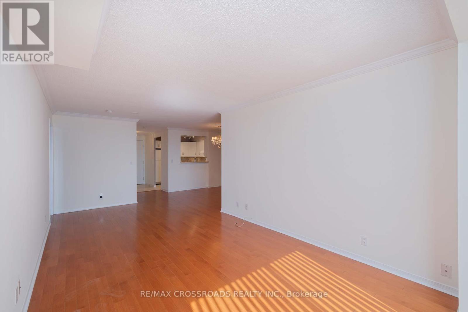 1007 - 1000 The Esplanade N, Pickering, Ontario  L1V 6V4 - Photo 11 - E12913802