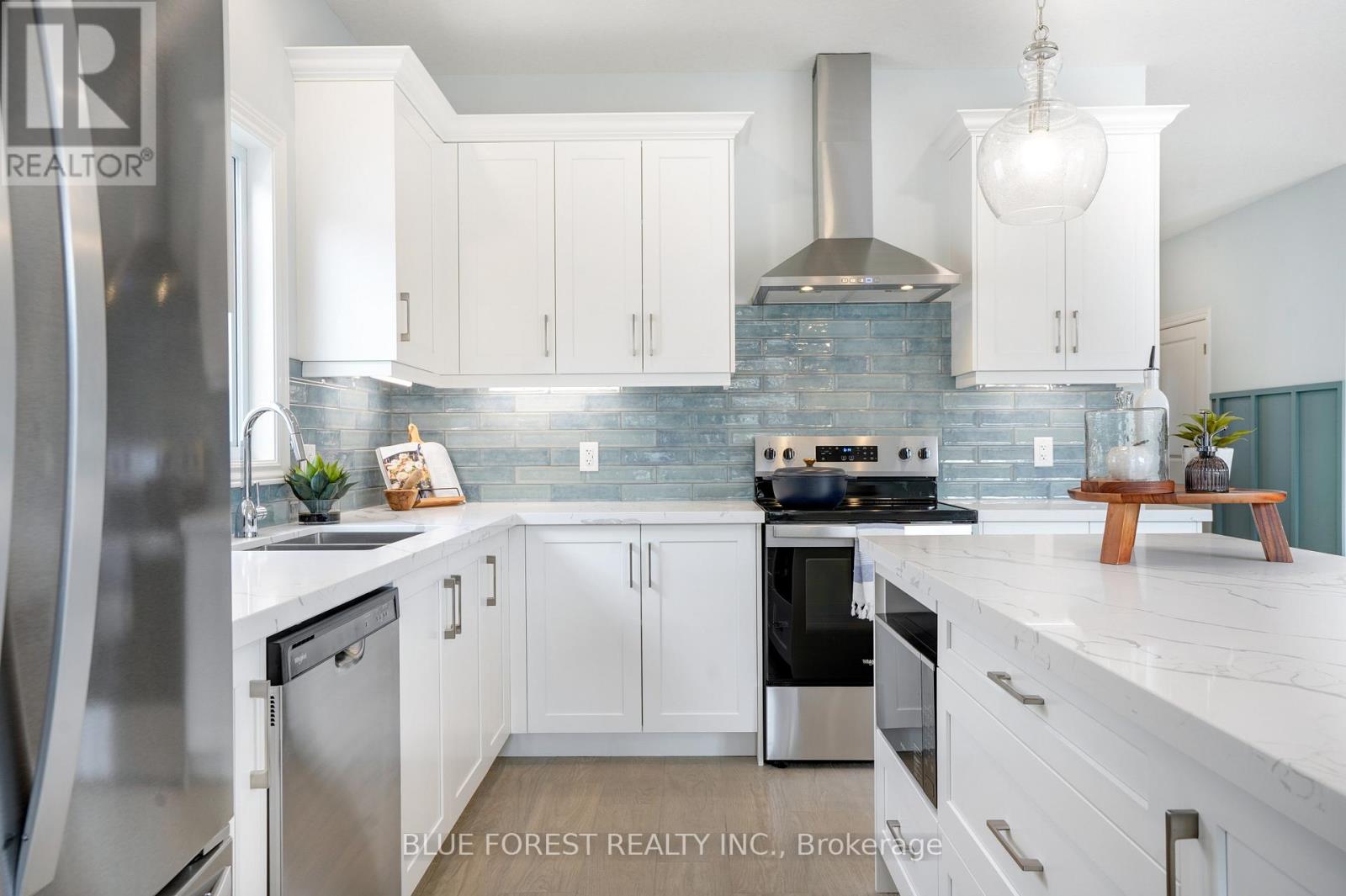 25 Harbour Way, Central Elgin, Ontario  N5L 1C5 - Photo 11 - X12677456