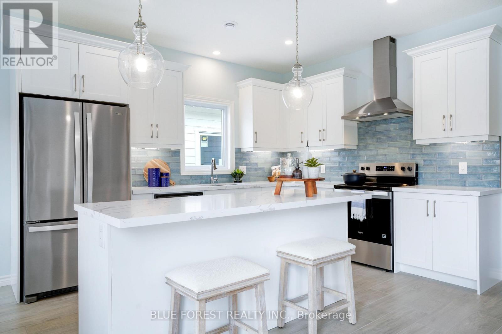 25 Harbour Way, Central Elgin, Ontario  N5L 1C5 - Photo 12 - X12677456