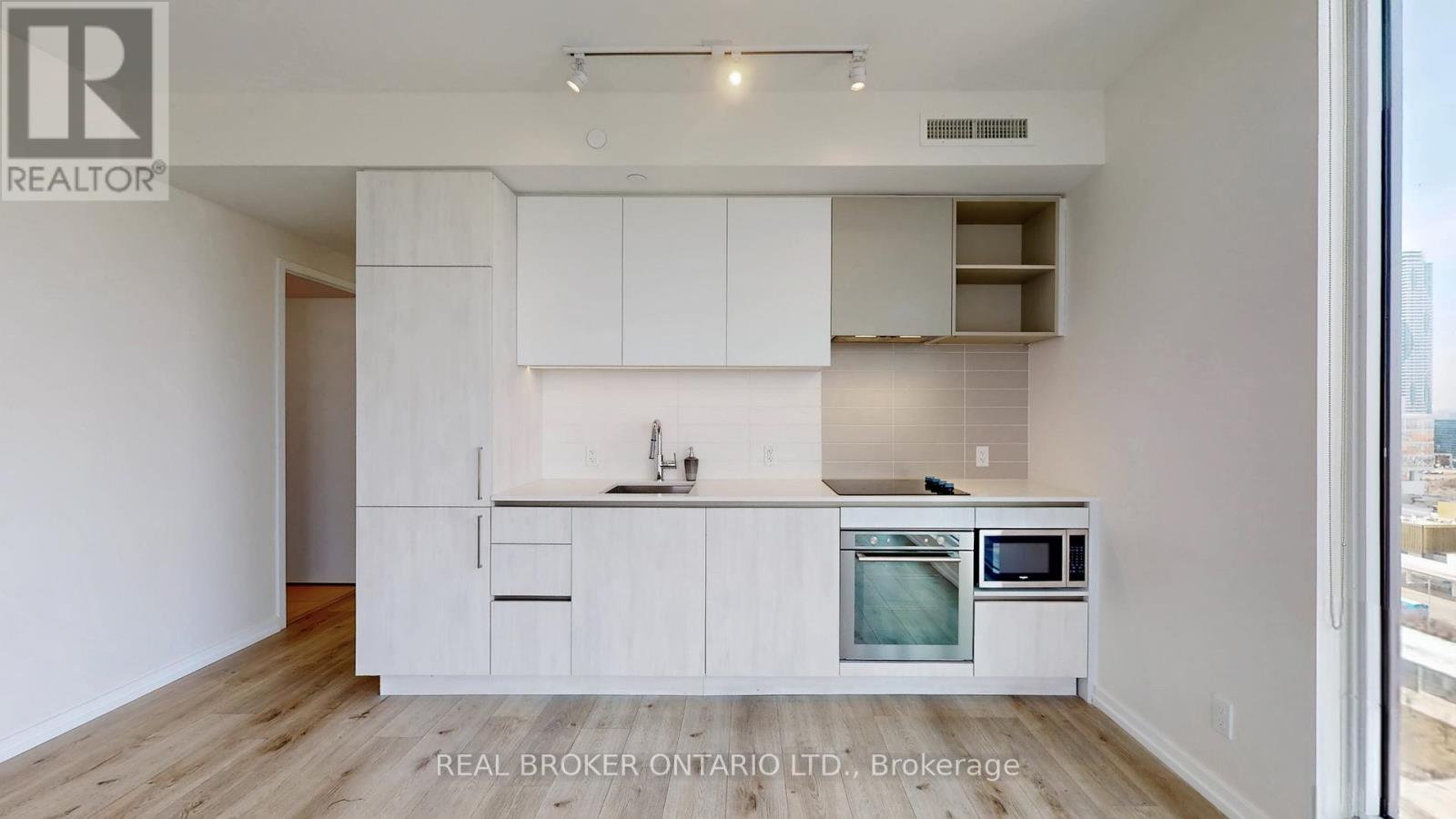 1211 - 1000 Portage Parkway, Vaughan, Ontario  L4K 0L1 - Photo 8 - N12913746