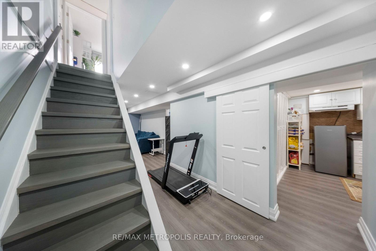 42 Gulliver Crescent, Brampton, Ontario  L6S 1S9 - Photo 39 - W12899544