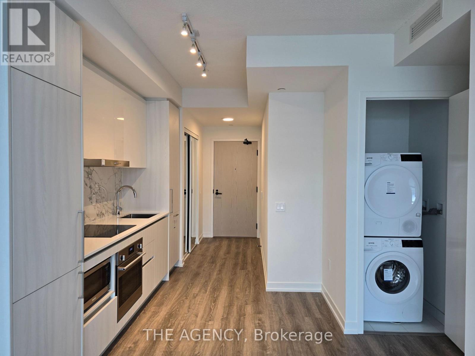 4501 - 195 Commerce Street, Vaughan (Vaughan Corporate Centre), Ontario  L4K 0P9 - Photo 4 - N12923526