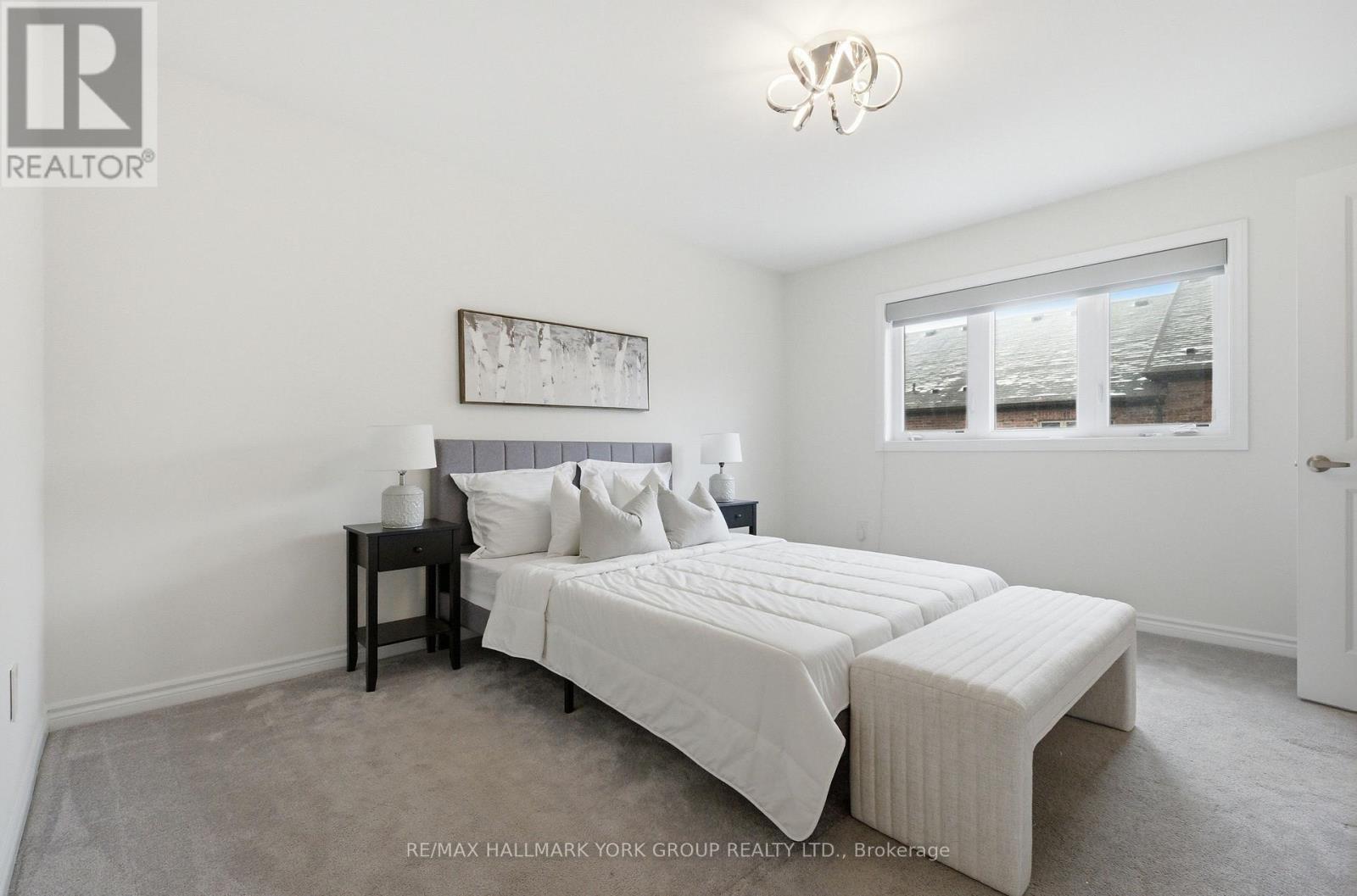 104 Gordon Circle, Newmarket, Ontario  L3Y 0C9 - Photo 24 - N12923564