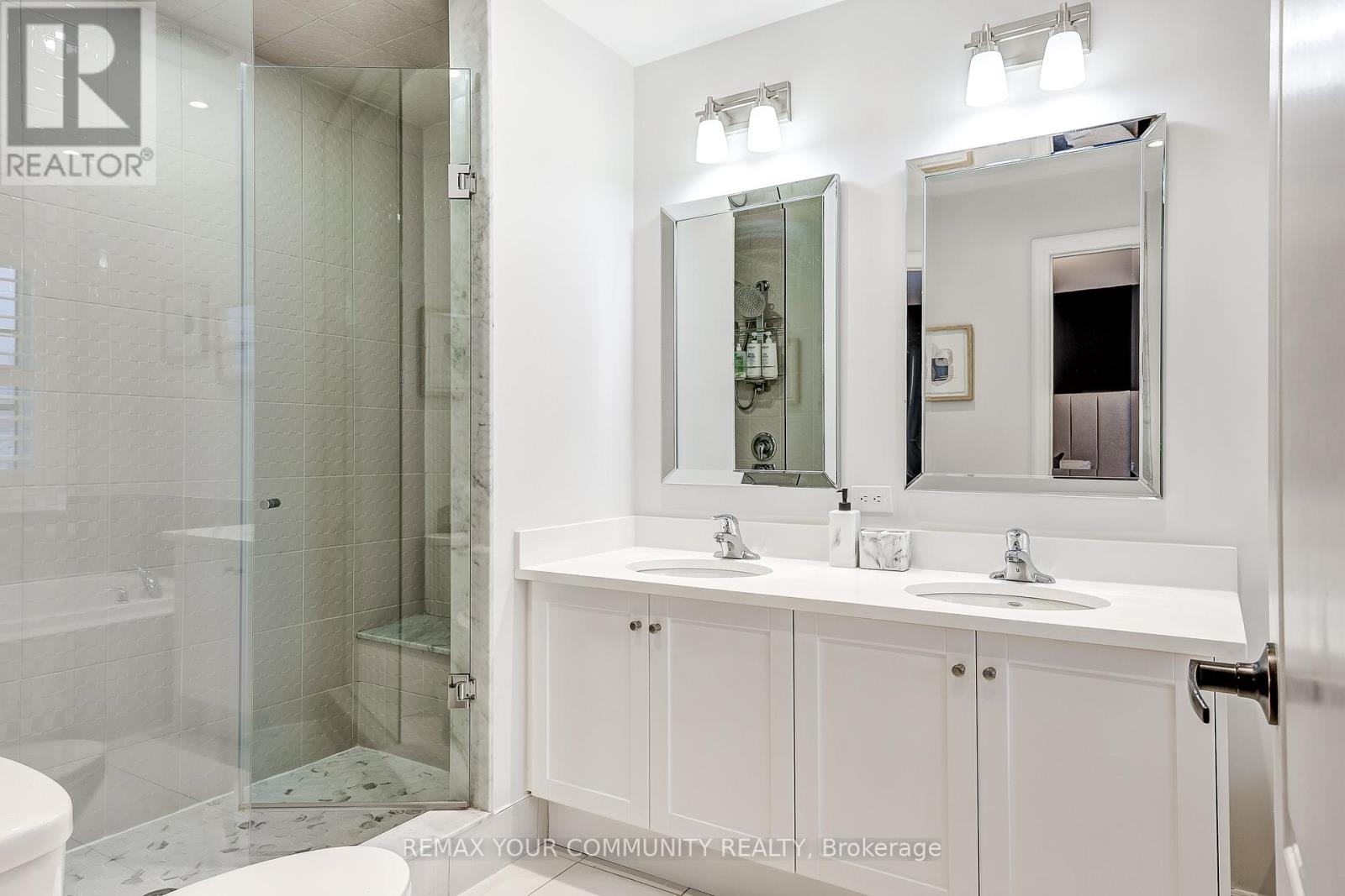 22 Lowther Avenue, Richmond Hill, Ontario  L4E 2Z7 - Photo 29 - N12923570