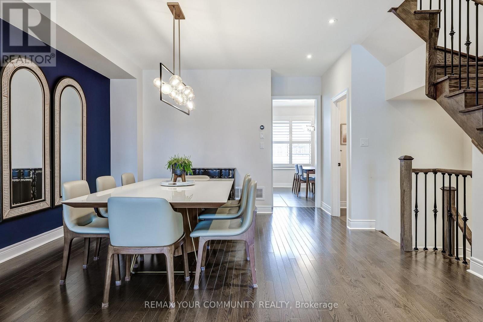 22 Lowther Avenue, Richmond Hill, Ontario  L4E 2Z7 - Photo 5 - N12923570