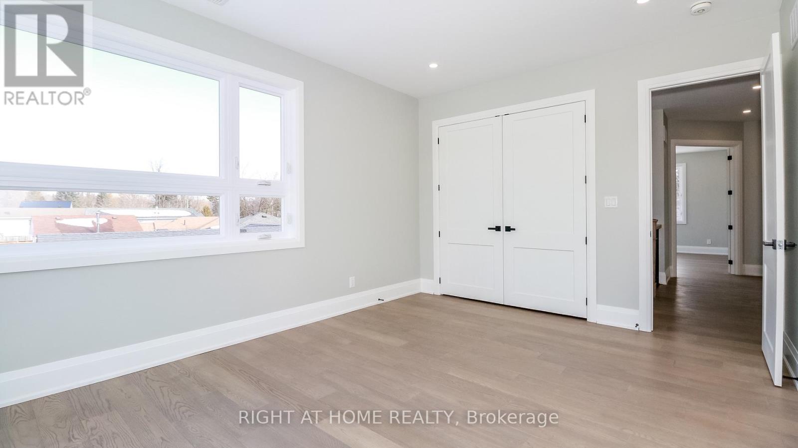 1012 Ferrier Avenue, Innisfil (Lefroy), Ontario  L0L 1C0 - Photo 19 - N12923644