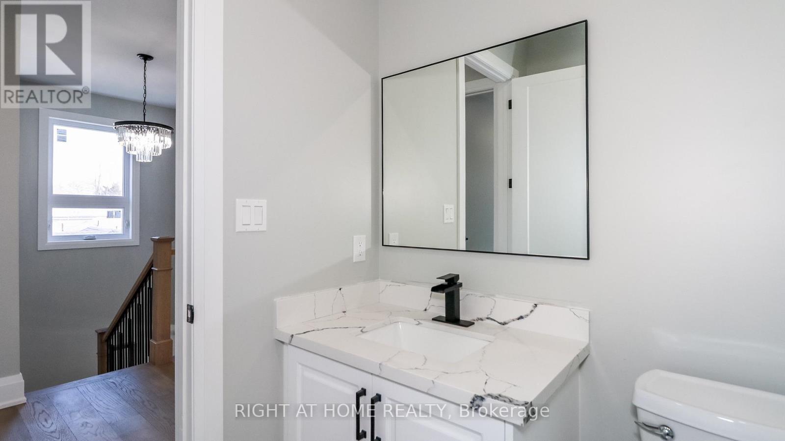 1012 Ferrier Avenue, Innisfil (Lefroy), Ontario  L0L 1C0 - Photo 20 - N12923644