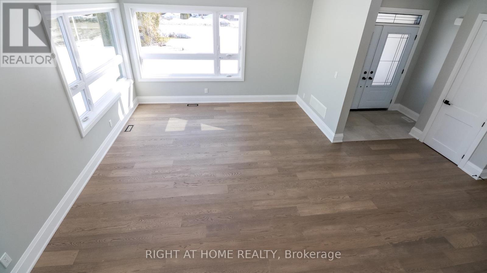 1012 Ferrier Avenue, Innisfil (Lefroy), Ontario  L0L 1C0 - Photo 29 - N12923644