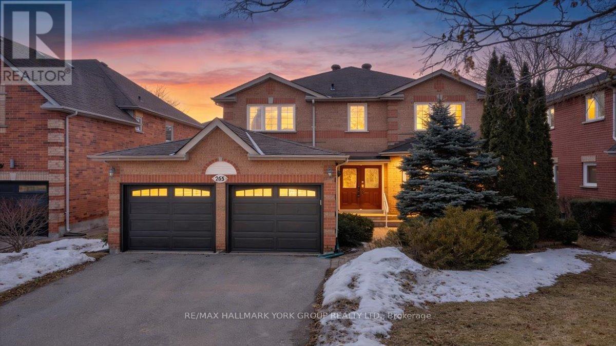 263 MCCLELLAN WAY, Aurora, Ontario