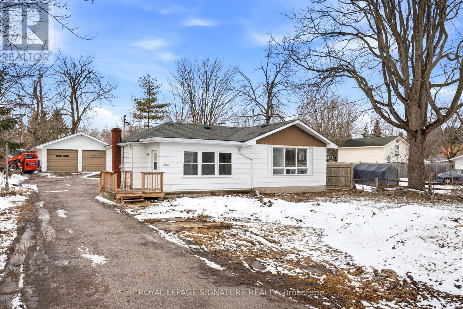 7866 YONGE STREET N, Innisfil, Ontario