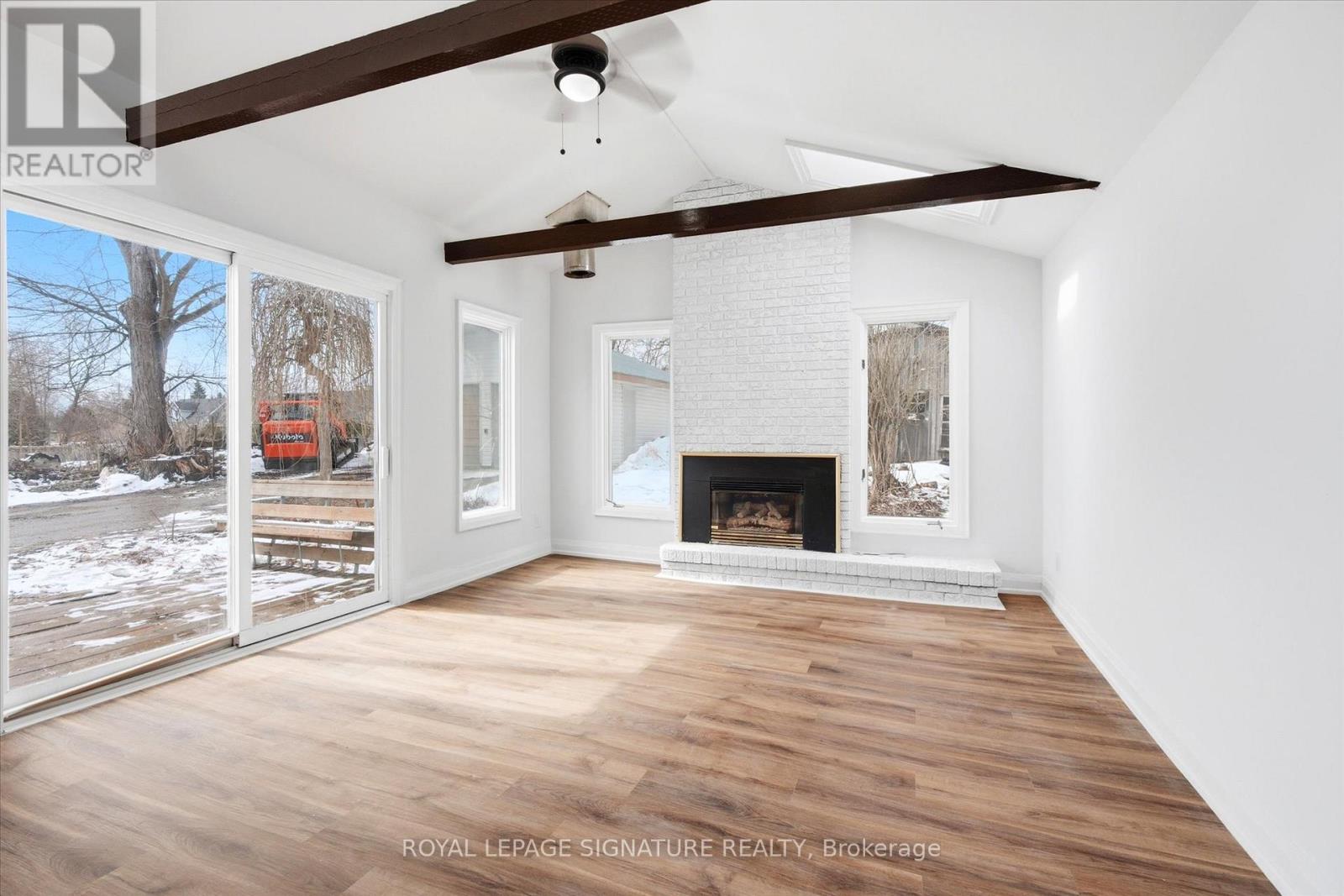 7866 Yonge Street N, Innisfil (Stroud), Ontario  L9S 1L4 - Photo 13 - N12923662