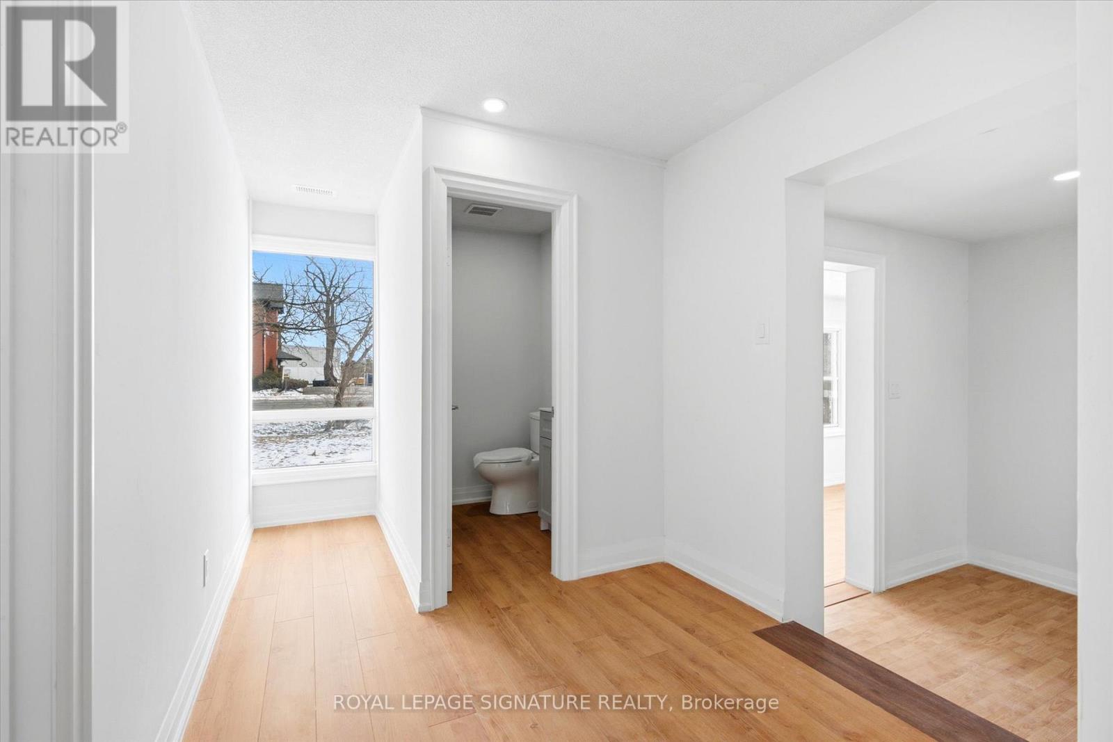 7866 Yonge Street N, Innisfil (Stroud), Ontario  L9S 1L4 - Photo 17 - N12923662