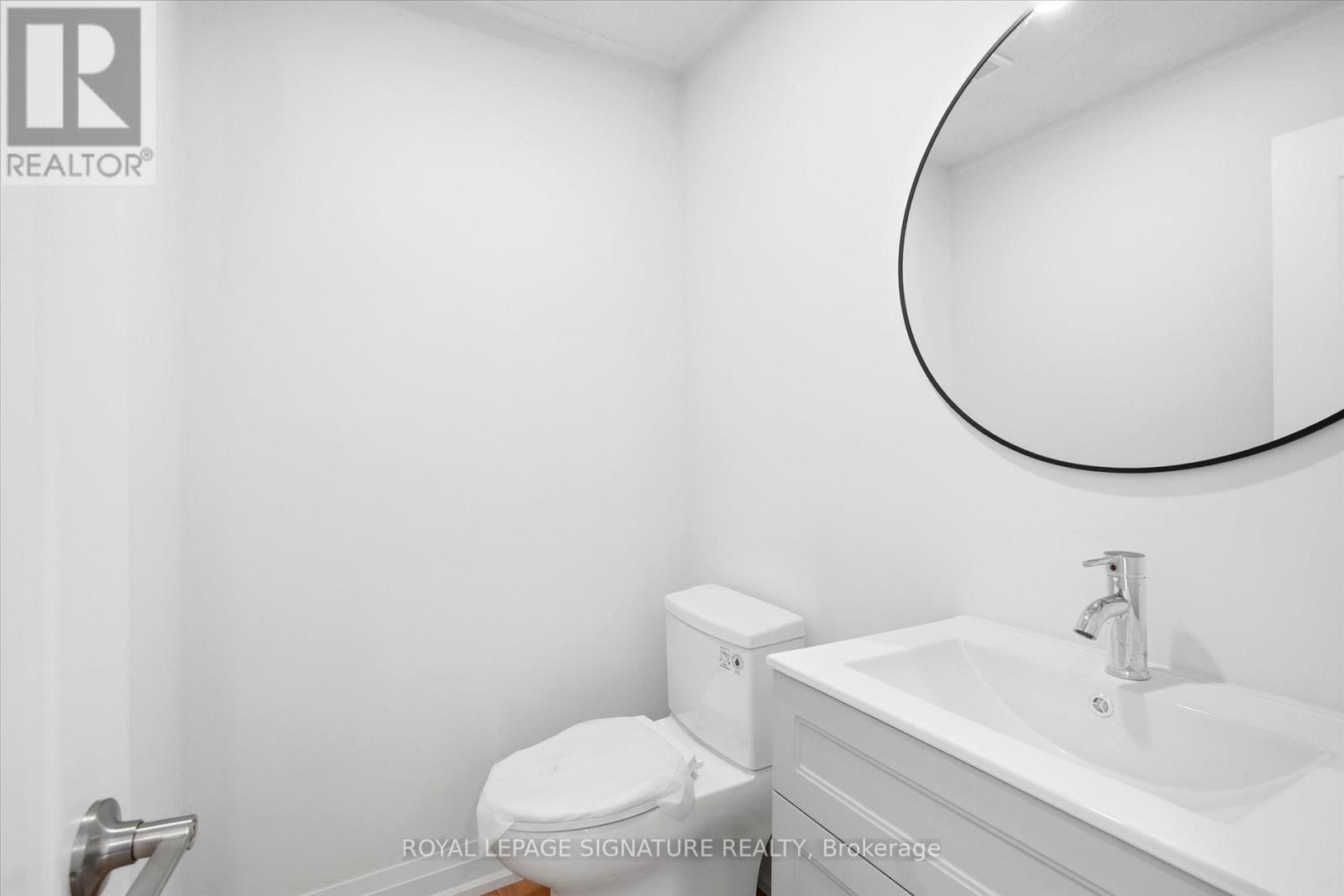 7866 Yonge Street N, Innisfil (Stroud), Ontario  L9S 1L4 - Photo 18 - N12923662