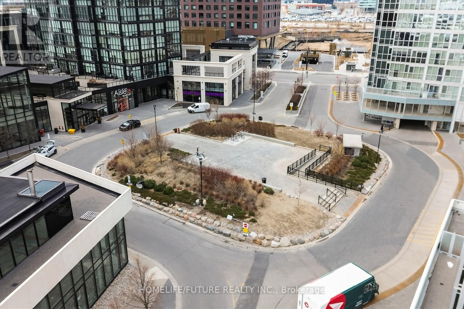 1505 - 2900 Highway 7, Vaughan, Ontario  L4K 0G3 - Photo 5 - N12923668