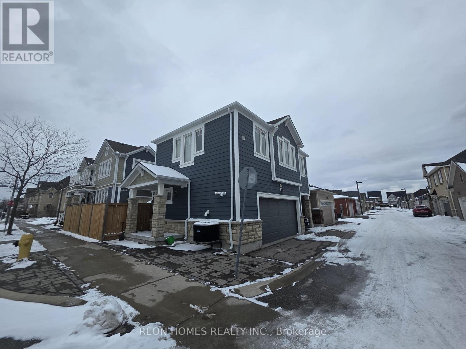 (Coach) - 237 B Cornell Park Avenue, Markham (Cornell), Ontario  L6B 0W8 - Photo 10 - N12923742