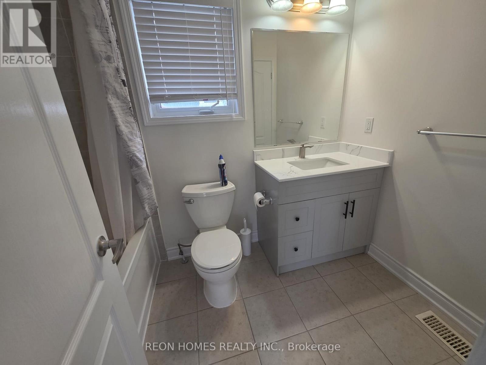 (Coach) - 237 B Cornell Park Avenue, Markham (Cornell), Ontario  L6B 0W8 - Photo 9 - N12923742