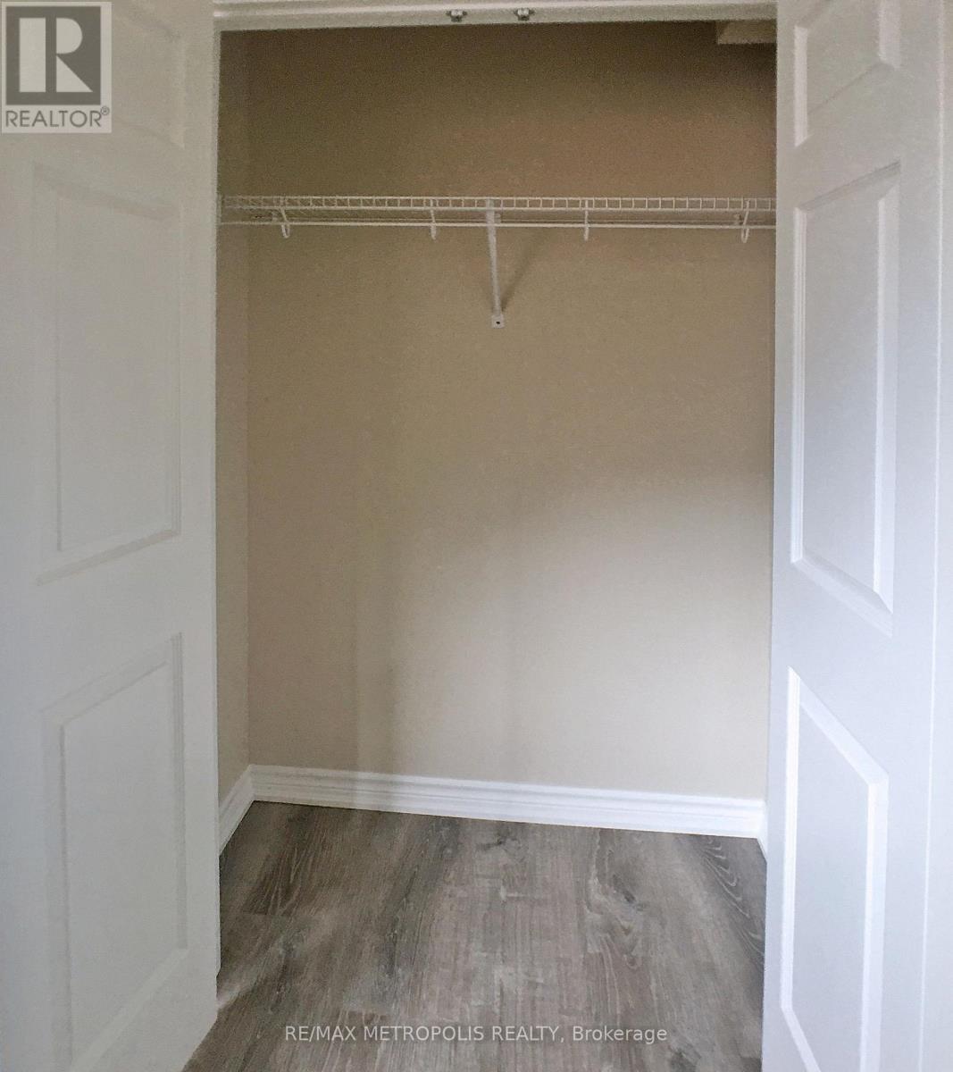 Coach - 381 Country Glen Road, Markham (Cornell), Ontario  L6B 0H8 - Photo 17 - N12923764