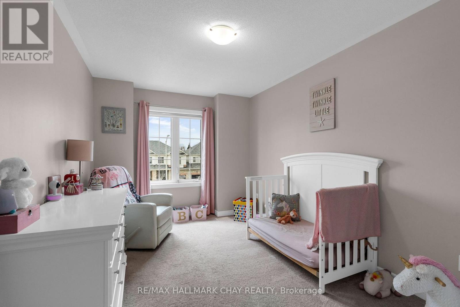 81 Greenwood Drive, Essa (Angus), Ontario  L3W 0N5 - Photo 25 - N12923868