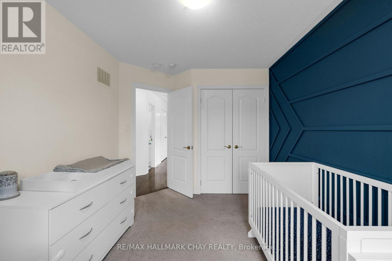 81 Greenwood Drive, Essa (Angus), Ontario  L3W 0N5 - Photo 28 - N12923868