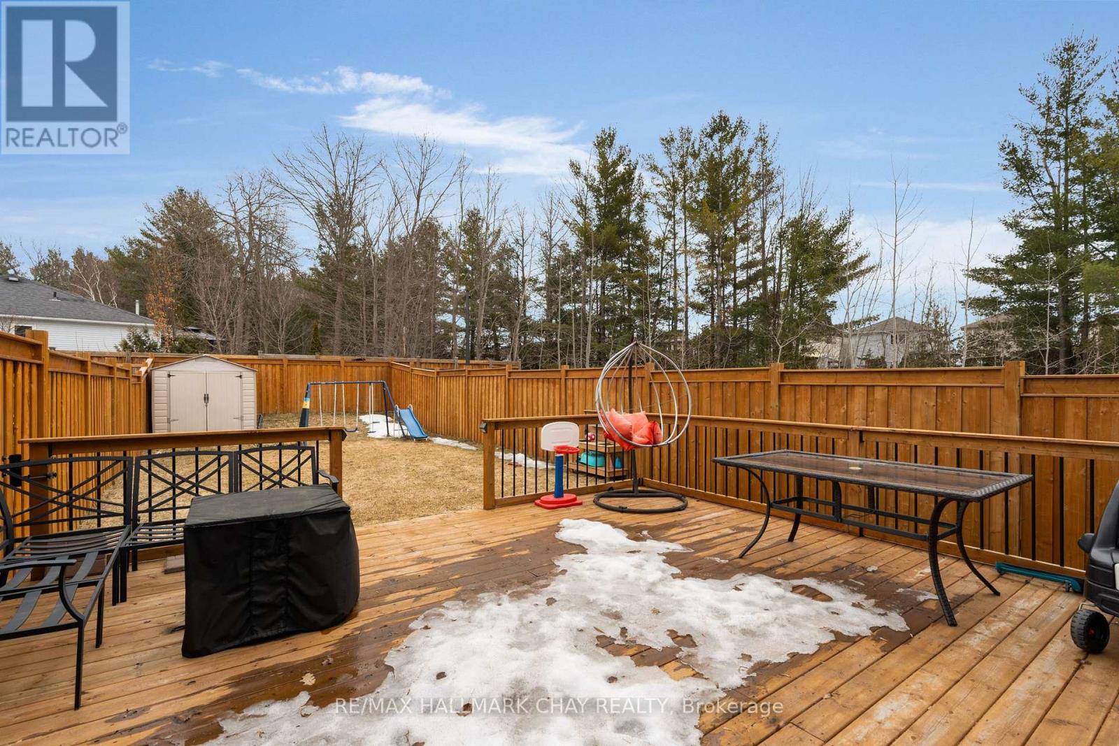 81 Greenwood Drive, Essa (Angus), Ontario  L3W 0N5 - Photo 35 - N12923868